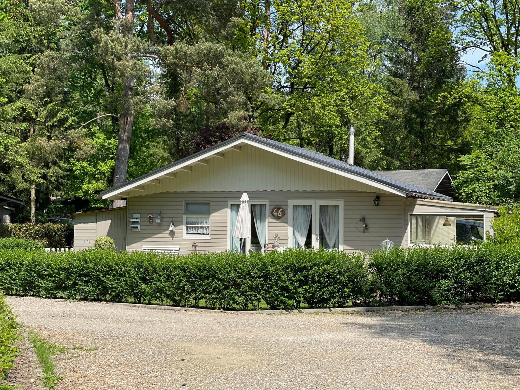 Chalet Sint-Hubertus Zutendaal Bagian luar foto